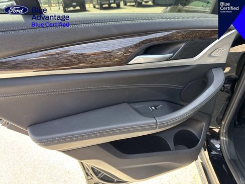 Used 2019 BMW X3 sDrive30i w/ Executive Package RWD image 12