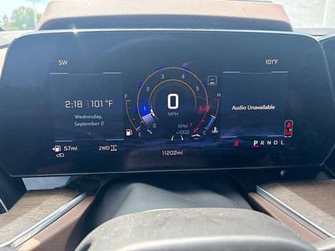 Used 2025 Chevrolet Tahoe High Country AWD/4WD image 10