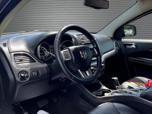 Used 2015 Dodge Journey Crossroad w/ Flexible Seating Group FWD image 16