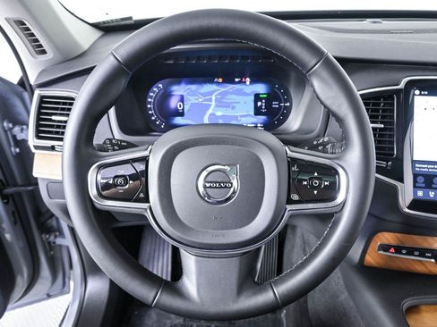 Certified 2024 Volvo XC90 T8 Plus w/ Protection Package Premier AWD/4WD image 9