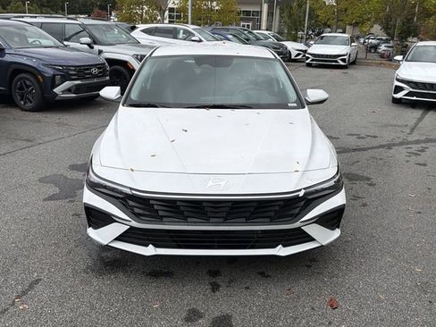 New 2026 Hyundai Elantra Blue image 2