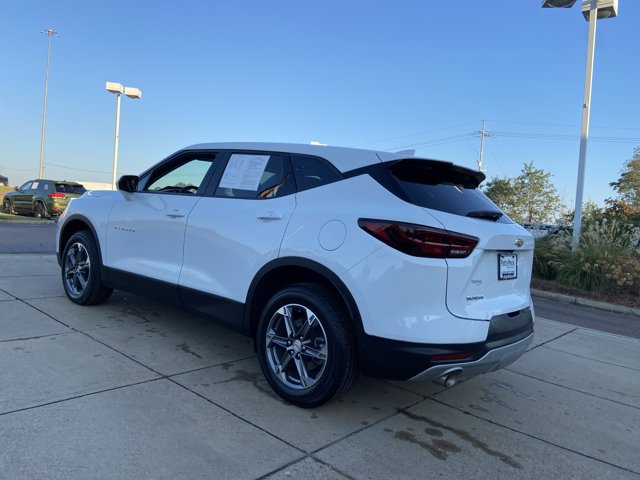 Used 2025 Chevrolet Blazer LT FWD image 8