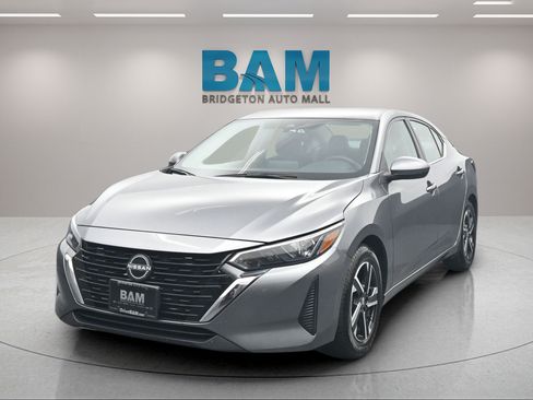 Used 2024 Nissan Sentra SV FWD image 3