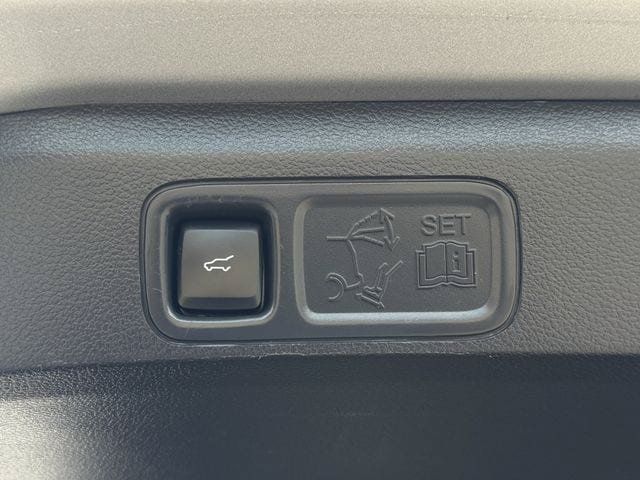 Used 2024 Ford Expedition Max Limited AWD/4WD image 33