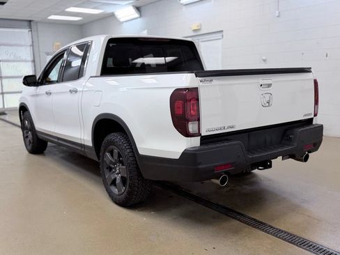 Used 2023 Honda Ridgeline RTL-E image 8