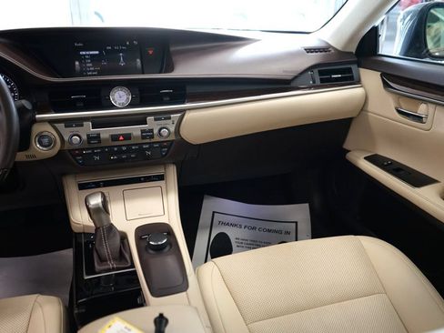 Used 2016 Lexus ES 350 FWD image 11