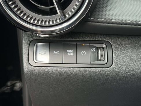 Certified 2025 Chevrolet Equinox LT w/ Convenience Package II image 20