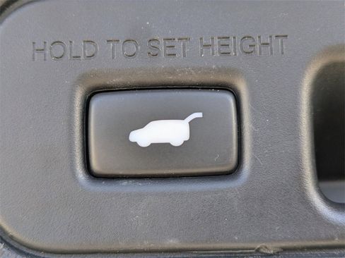 Used 2018 Honda Odyssey Touring image 16