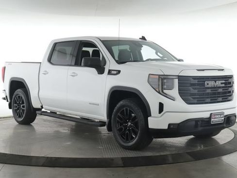 Used 2024 GMC Sierra 1500 Elevation AWD/4WD image 2