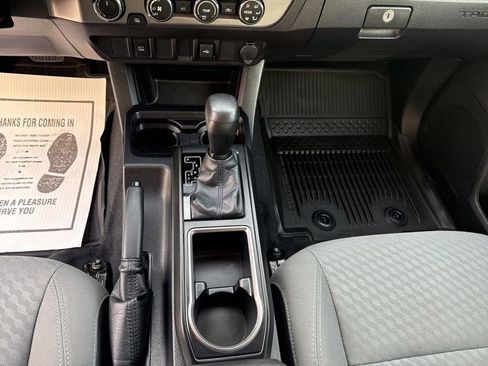 Used 2021 Toyota Tacoma SR image 12