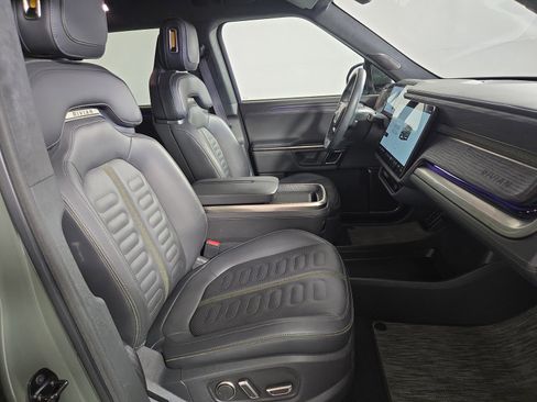 Used 2023 Rivian R1S Launch Edition AWD/4WD image 24