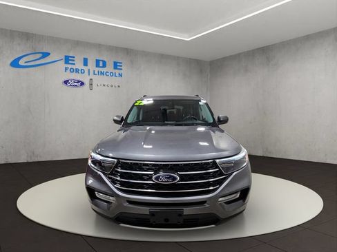 Certified 2022 Ford Explorer XLT AWD/4WD image 6