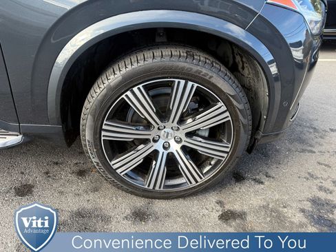 Certified 2022 Volvo XC90 T6 Inscription w/ Lounge Package image 15