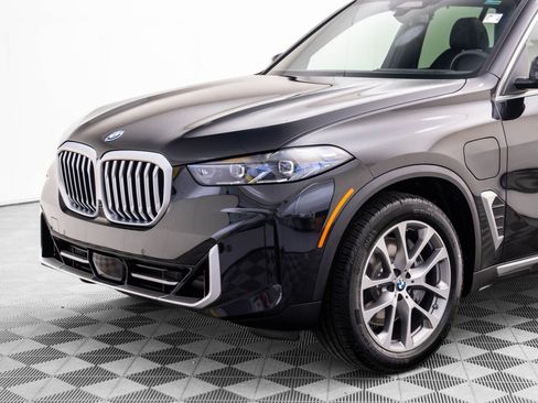 New 2026 BMW X5 xDrive50e w/ Executive Package image 36
