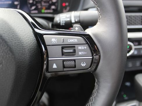 Used 2025 Honda Civic Sport image 14