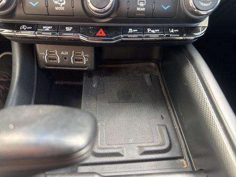 Used 2022 Dodge Durango GT image 23