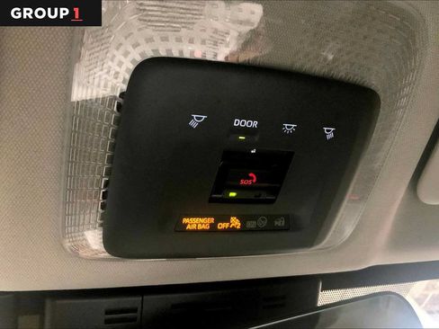 Used 2024 Toyota Prius Prime FWD image 68