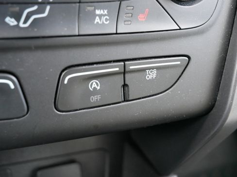 Used 2018 Ford Escape SE w/ SE Sync 3 Package image 28