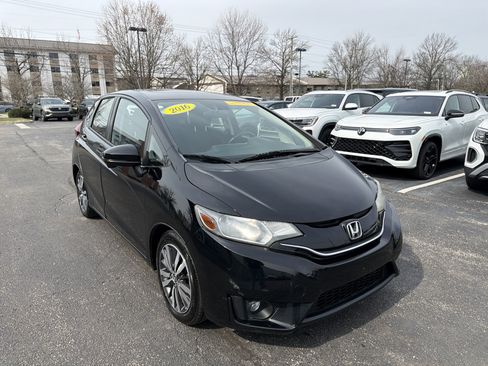 Used 2016 Honda Fit EX image 2