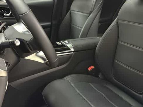 Certified 2026 Mercedes-Benz GLC 300 4MATIC image 27
