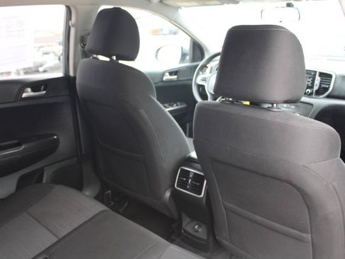 Used 2018 Kia Sportage LX AWD/4WD image 10