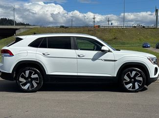 Used 2025 Volkswagen Atlas Cross Sport SE AWD/4WD video 2