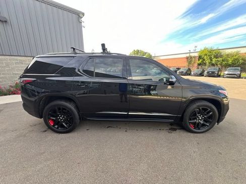 Used 2018 Chevrolet Traverse Premier w/ Redline Edition AWD/4WD image 4