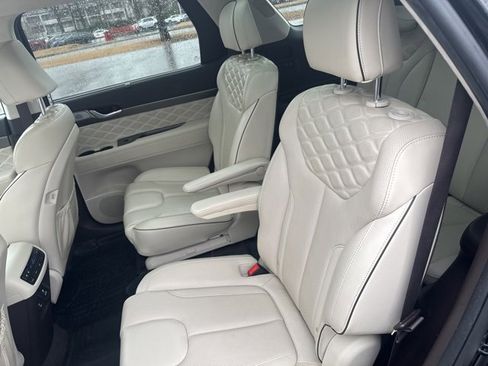 Used 2021 Hyundai Palisade Calligraphy image 25