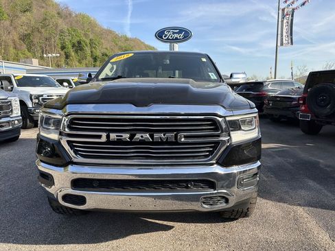 Used 2019 RAM 1500 Laramie AWD/4WD image 11