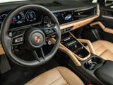 Certified 2025 Porsche Cayenne image 4