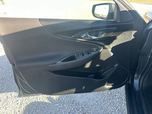 Used 2018 Chevrolet Malibu LS image 10