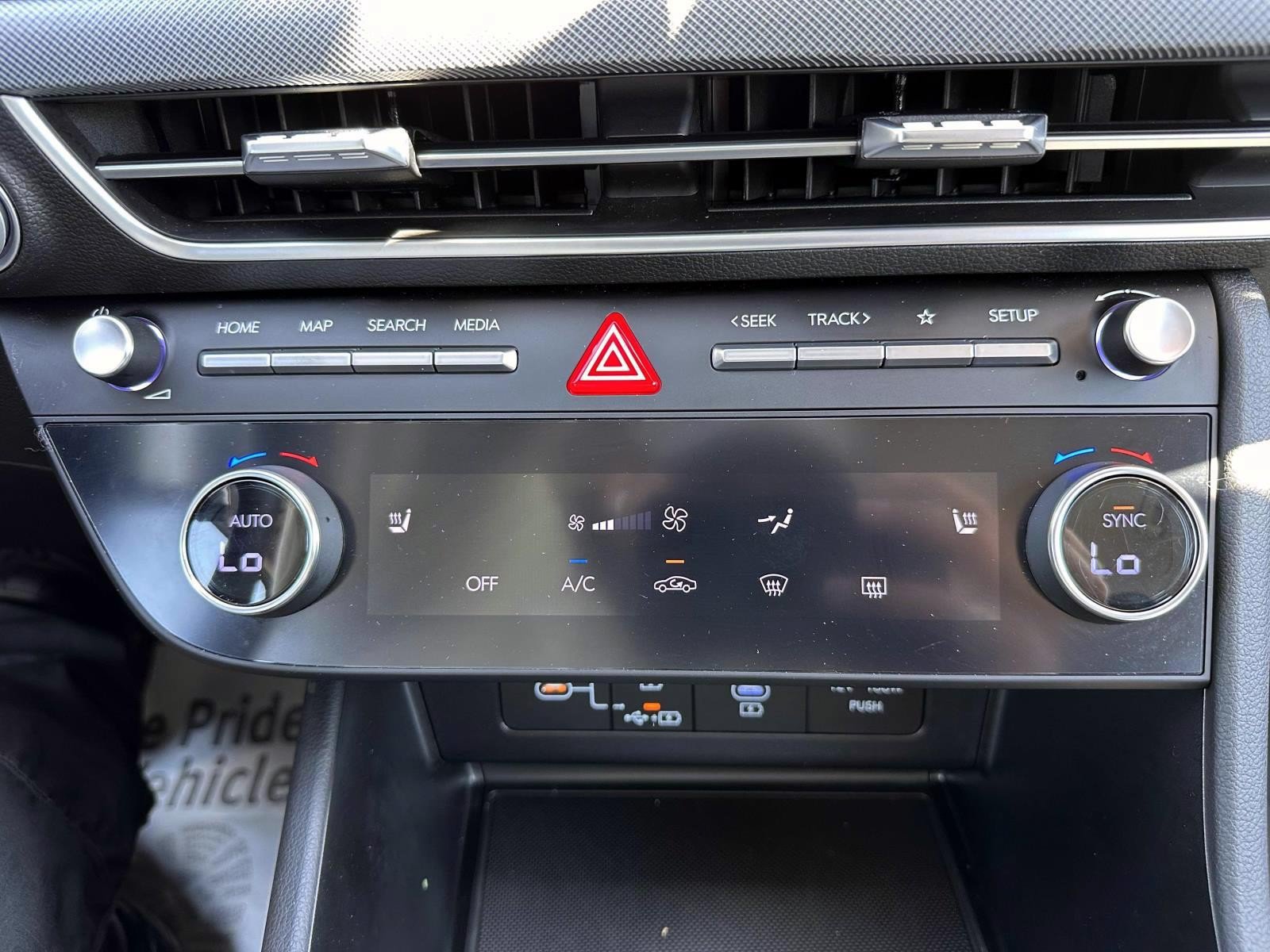 Used 2025 Hyundai Sonata SEL FWD image 24
