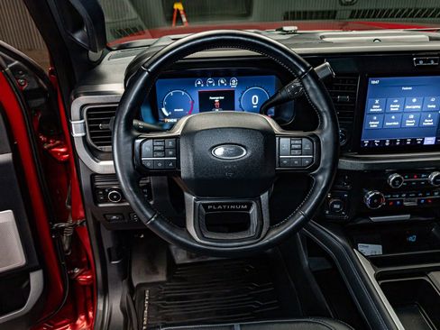 Used 2025 Ford F250 Platinum image 18