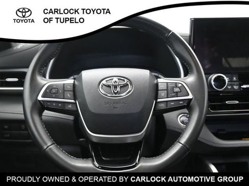 Used 2023 Toyota Highlander XSE AWD/4WD image 35