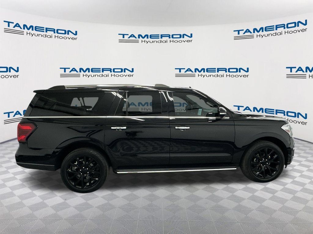Used 2022 Ford Expedition Max Limited AWD/4WD image 6