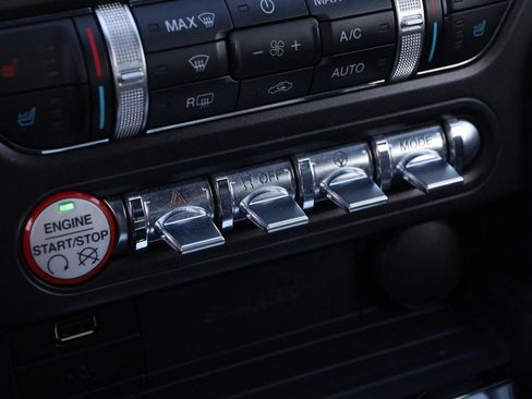 Used 2015 Ford Mustang GT Premium image 17