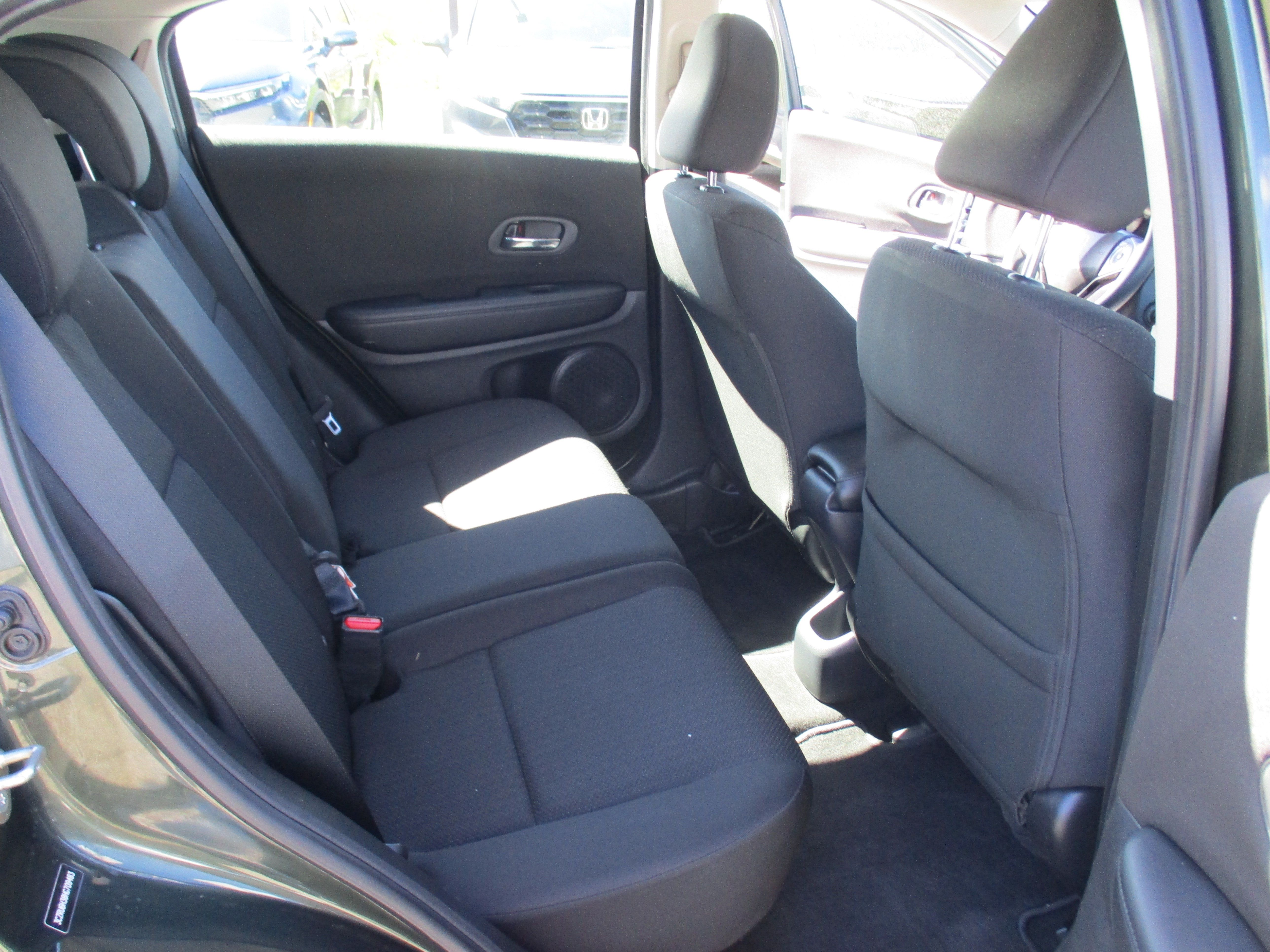 Used 2017 Honda HR-V LX image 15
