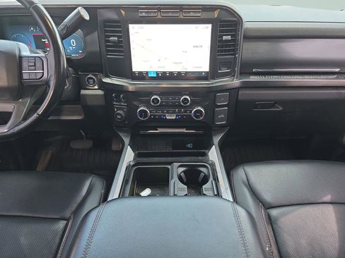 Used 2023 Ford F450 Lariat image 14