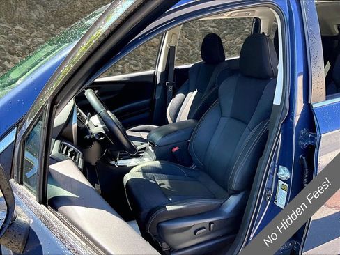 Used 2023 Subaru Ascent Premium w/ Convenience Package AWD/4WD image 22
