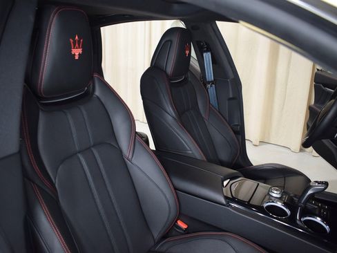 Certified 2024 Maserati Quattroporte Modena Ultima Q4 AWD/4WD image 23