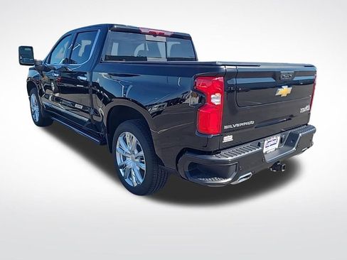Used 2024 Chevrolet Silverado 1500 High Country w/ High Country Premium Package image 6