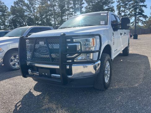 Used 2022 Ford F250 XL w/ STX Appearance Package AWD/4WD image 1