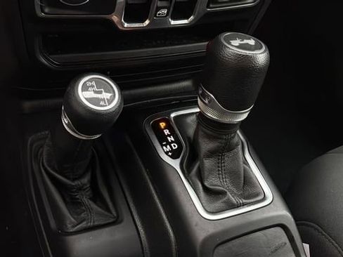 Used 2021 Jeep Wrangler Unlimited Sport AWD/4WD image 29