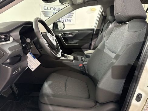 New 2025 Toyota RAV4 XLE image 18