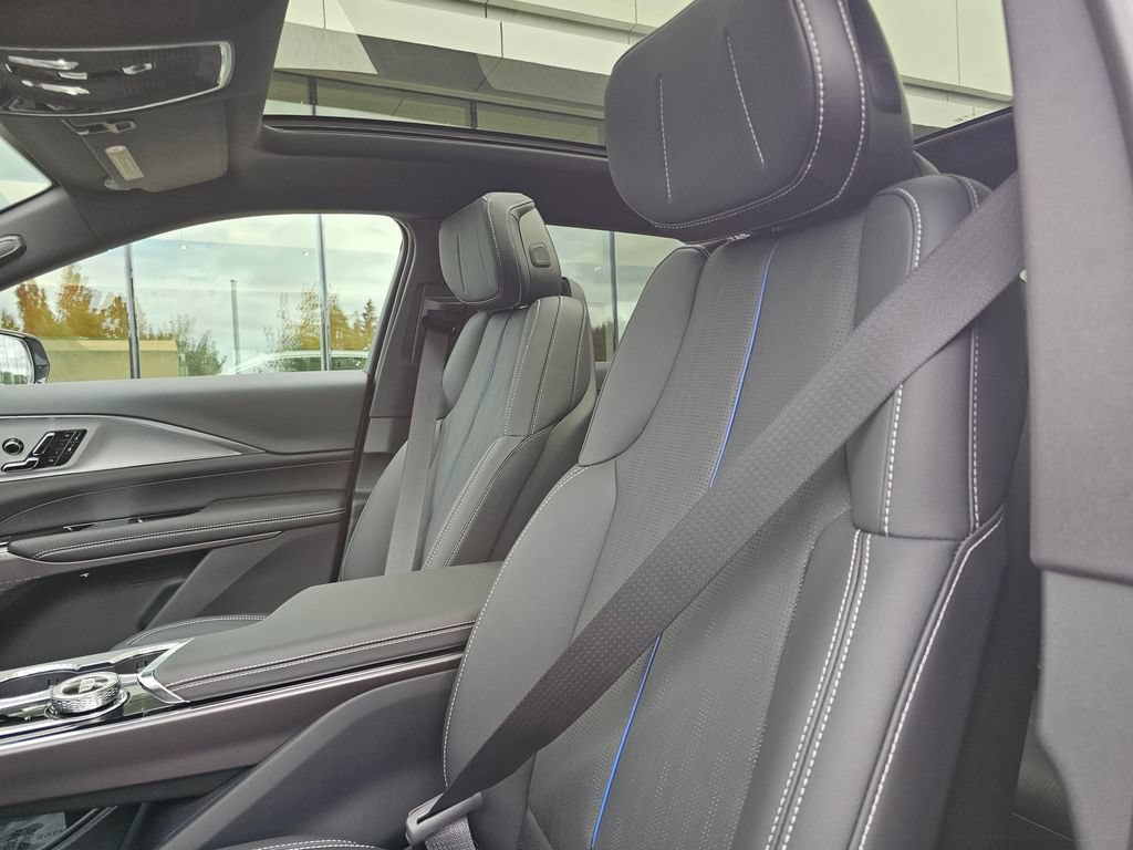 New 2027 Cadillac Lyriq Sport AWD/4WD image 24