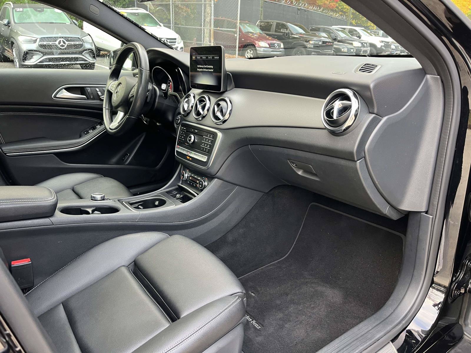 Used 2019 Mercedes-Benz GLA 250 4MATIC image 60