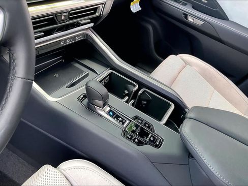New 2026 Lexus TX 350 AWD image 11