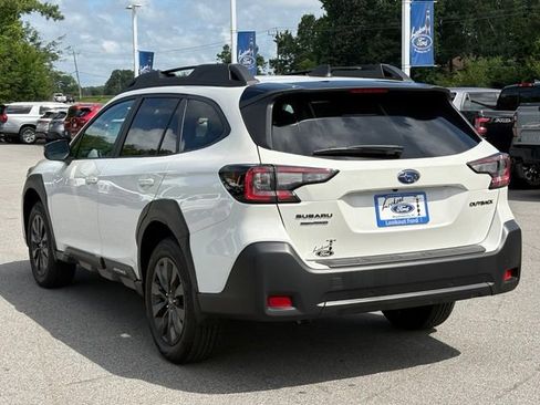 Used 2025 Subaru Outback Onyx Edition w/ Popular Package #2 AWD/4WD image 3