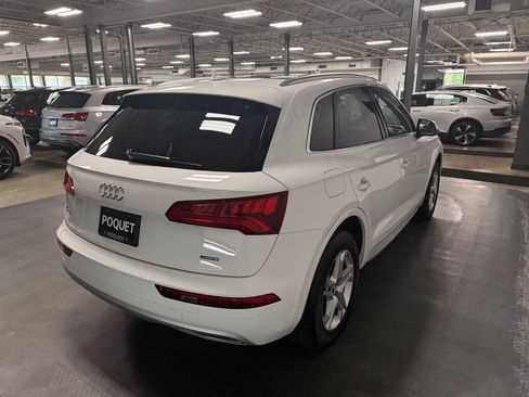 Used 2019 Audi Q5 2.0T Premium Plus w/ Convenience Package AWD/4WD image 4