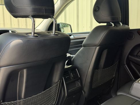 Used 2013 Mercedes-Benz ML 350 BlueTEC 4MATIC image 24
